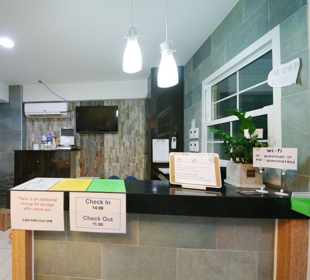D.H Sinchon Guesthouse Seoul Exterior photo