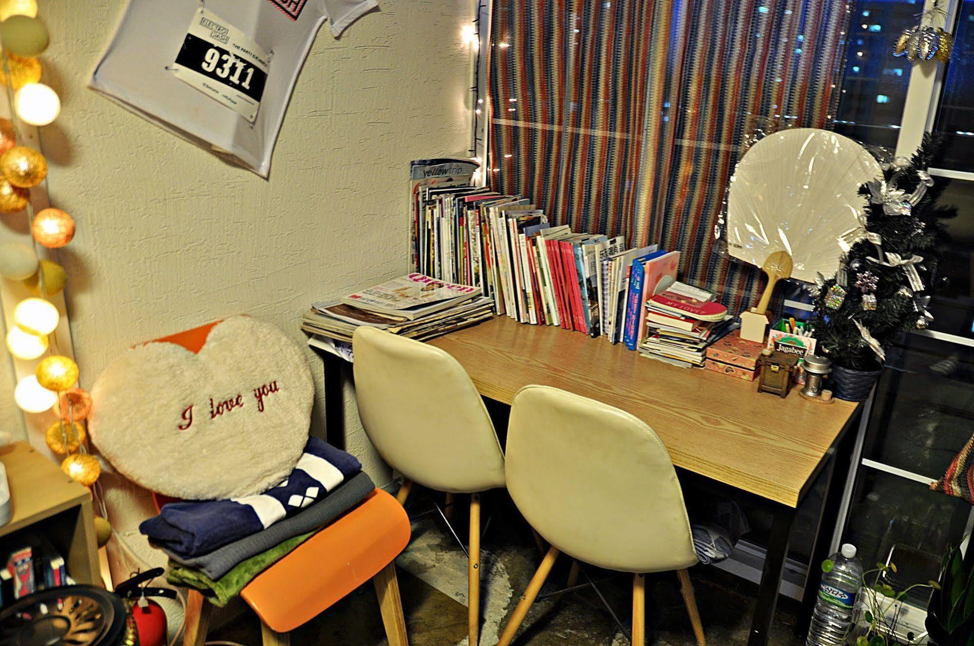 D.H Sinchon Guesthouse Seoul Exterior photo